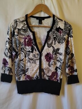 White House Black Market Black and Tan Knit Top.